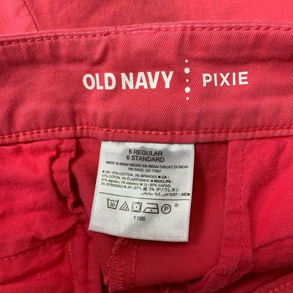 Old Navy 6 Pink Shorts Pixie 32" X 4" Flat Front Preppy Casual - Picture 3 of 3